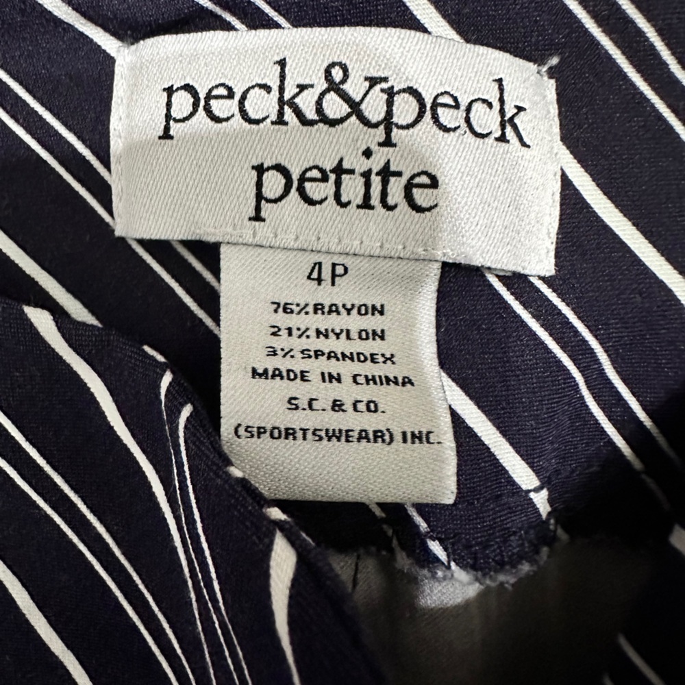 🛍️NWOT. Peck & Peck petite black with white striped stretch pants Size 4P - Picture 8 of 9